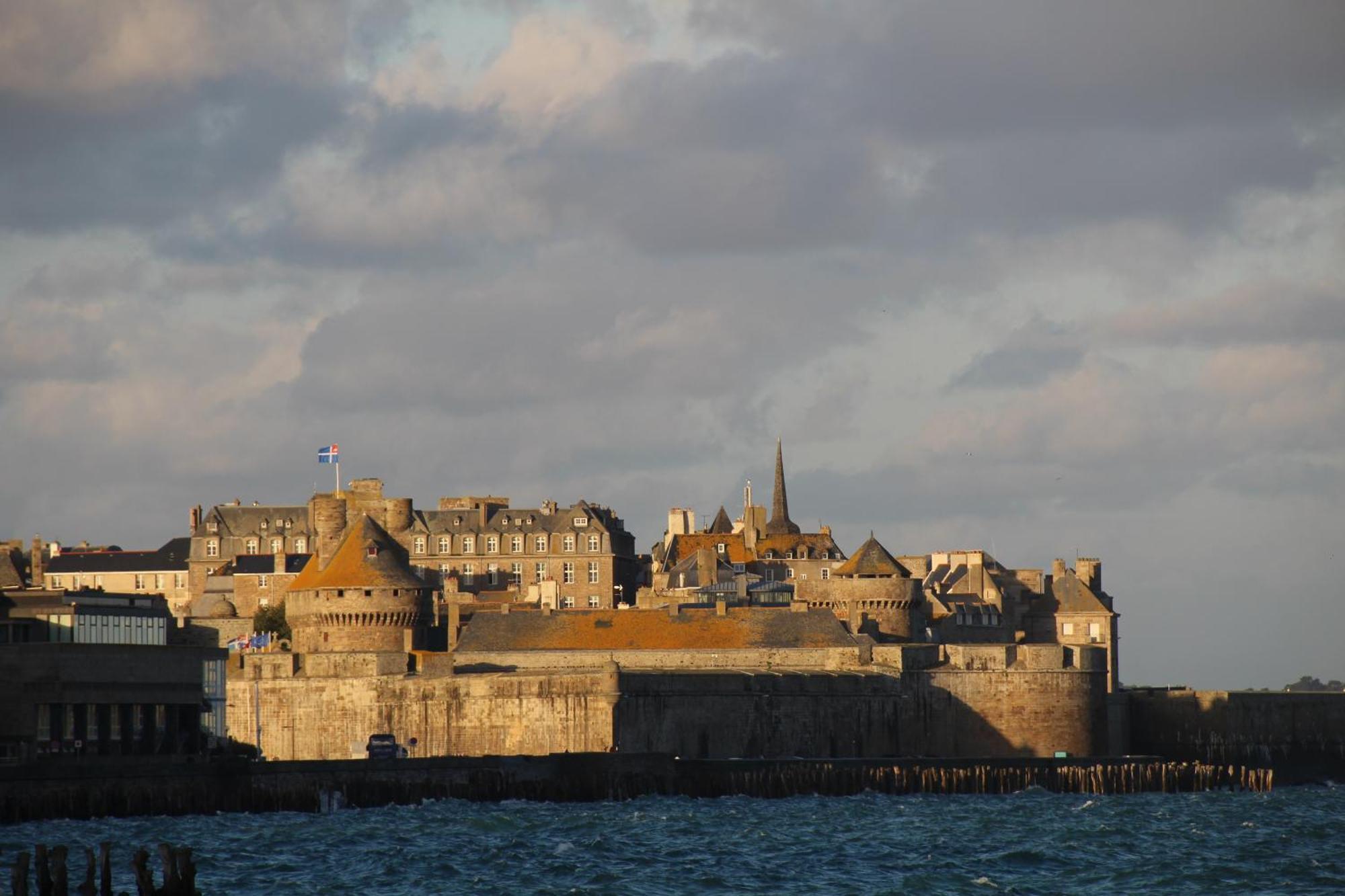 Les Trauchandieres De Saint Malo Bed & Breakfast Luaran gambar